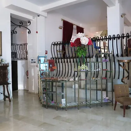 Hotel Portals Palace